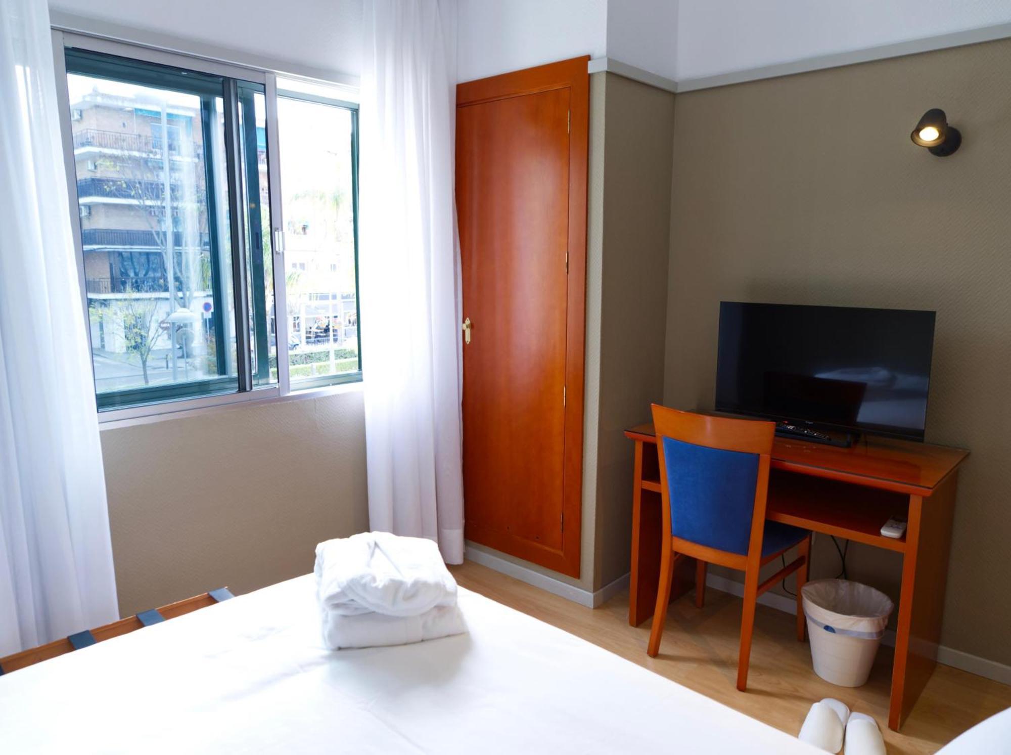 Hotel Ciudad Del Sol Écija Esterno foto