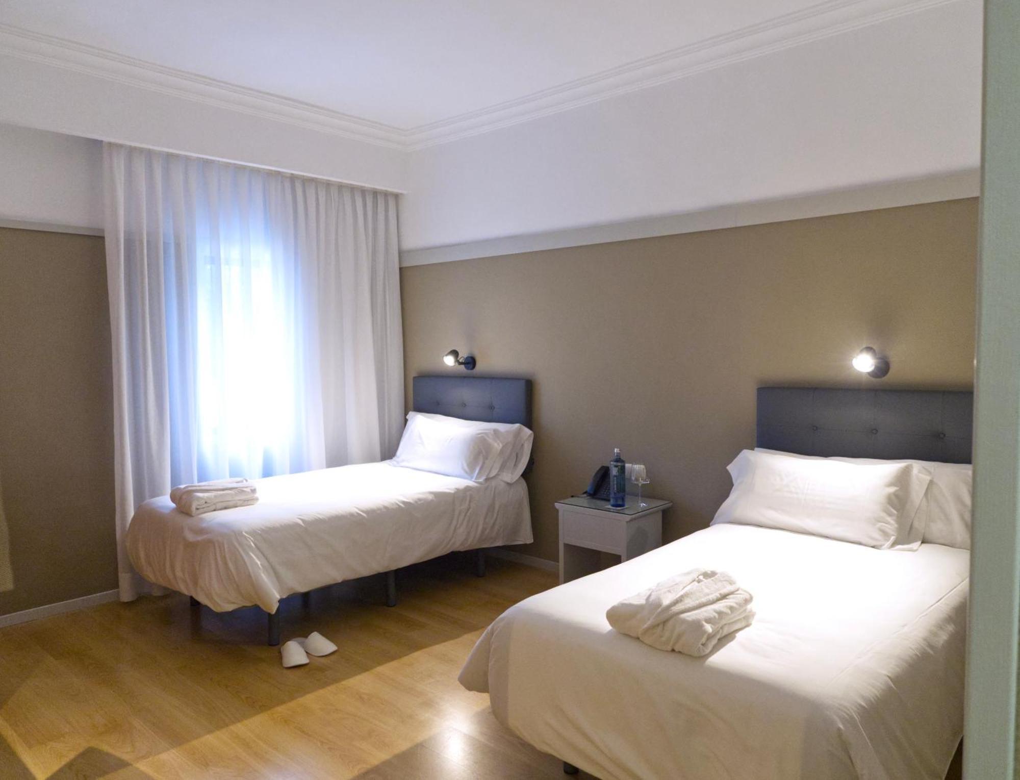 Hotel Ciudad Del Sol Écija Esterno foto